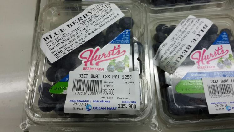 Only in Vietnam: $7 Blueberries